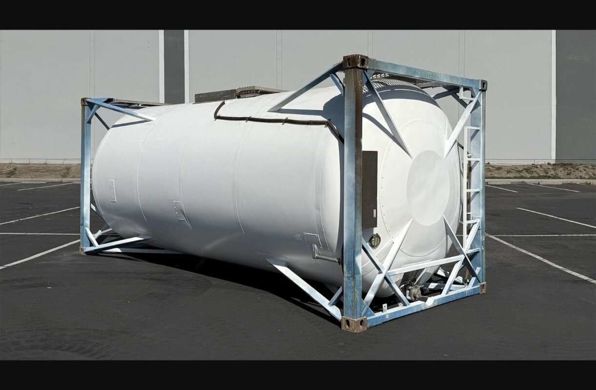 20ft Used ISO Tank Container hero profile - Containers Direct